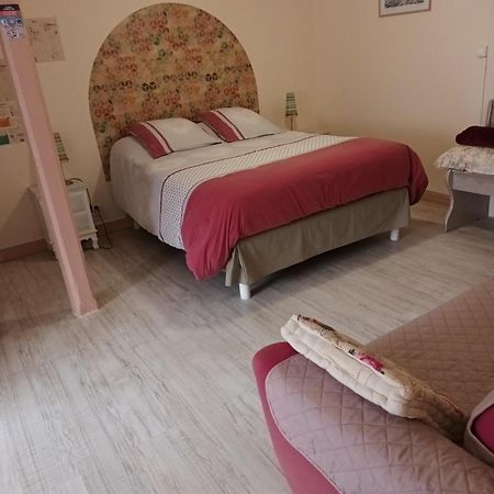 L'Ancienne Epicerie Hotel Oradour-sur-Glane Bagian luar foto